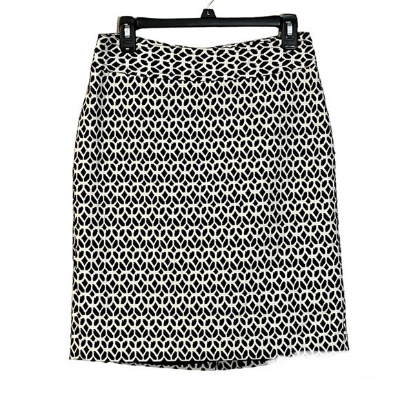 Ann Taylor Factory Black & Cream lined pencil skirt. Women’s size 4 - Picture 1 of 8
